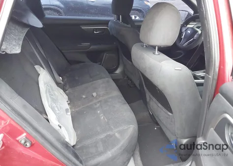 2015 Nissan Altima 2.5 S z USA, uszkodzony, nr VIN 1N4AL3AP8FC103446